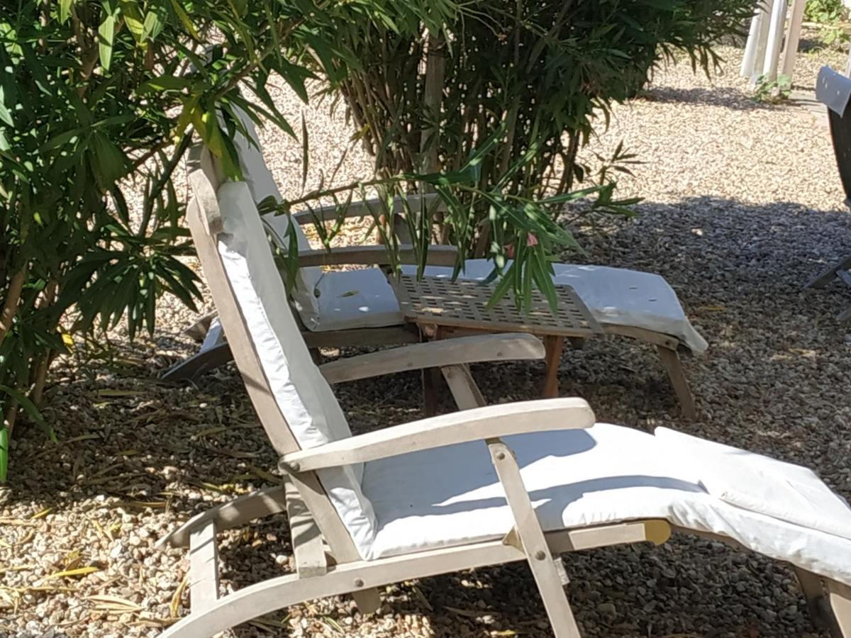 Le Clos Des Fayes Berthegon Buitenkant foto