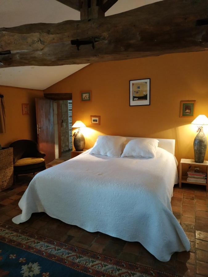 Le Clos Des Fayes Berthegon Buitenkant foto