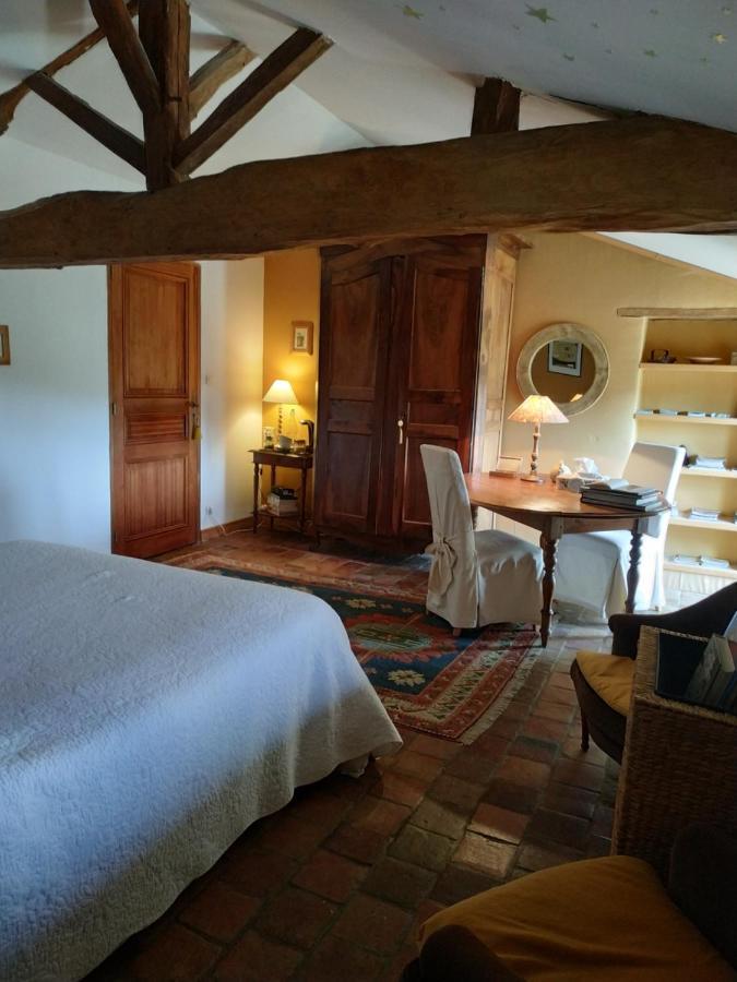 Le Clos Des Fayes Berthegon Buitenkant foto