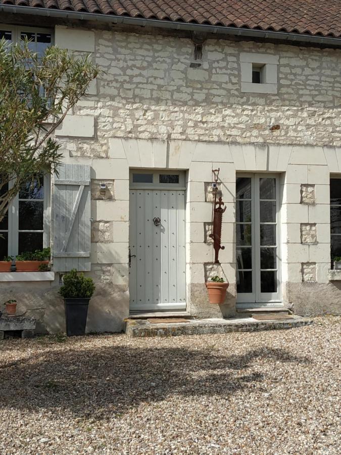 Le Clos Des Fayes Berthegon Buitenkant foto