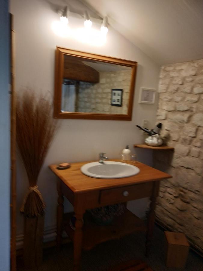 Le Clos Des Fayes Berthegon Buitenkant foto
