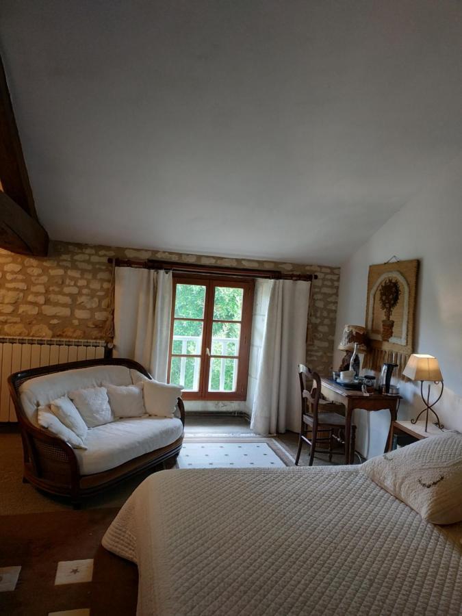 Le Clos Des Fayes Berthegon Buitenkant foto